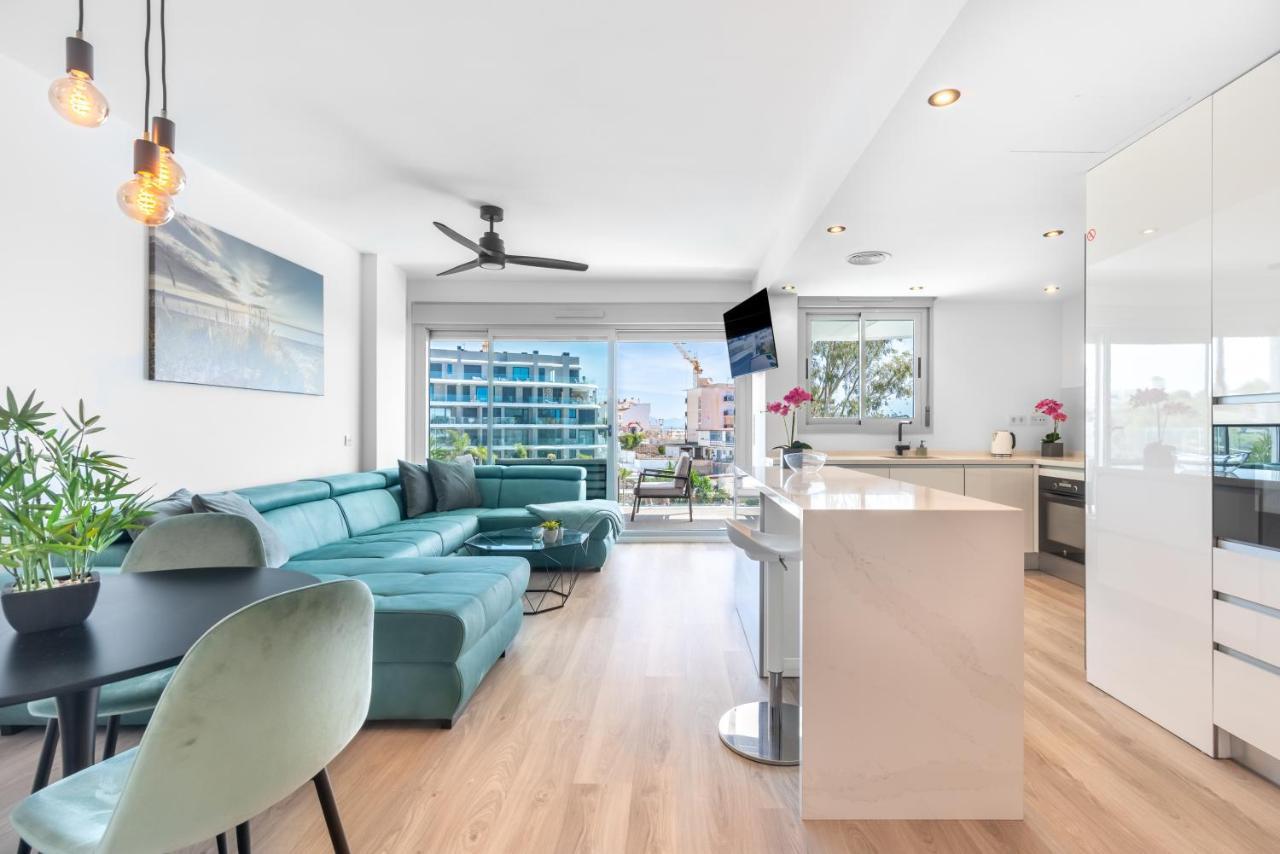 Wintowinrentals Whitestones Amazing Apartment 托雷莫利诺斯 外观 照片