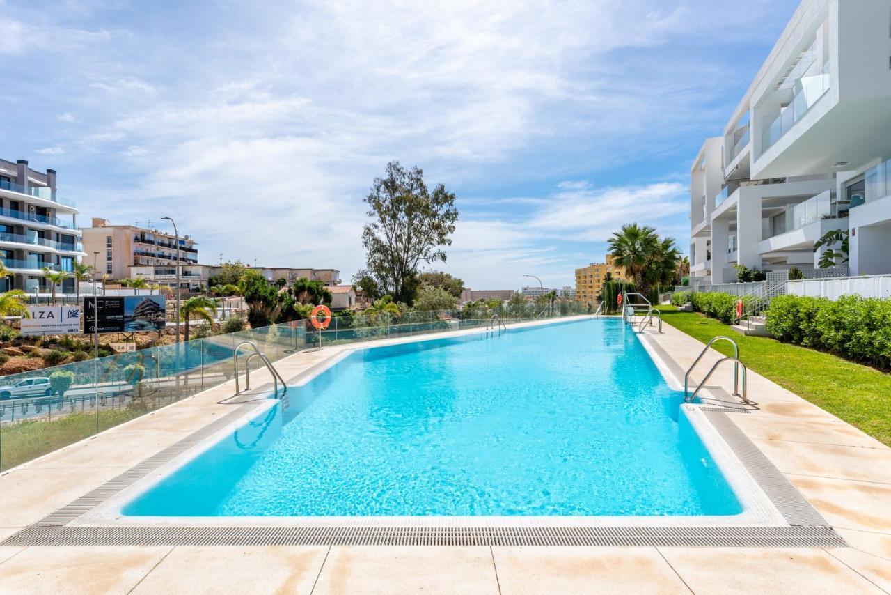 Wintowinrentals Whitestones Amazing Apartment 托雷莫利诺斯 外观 照片