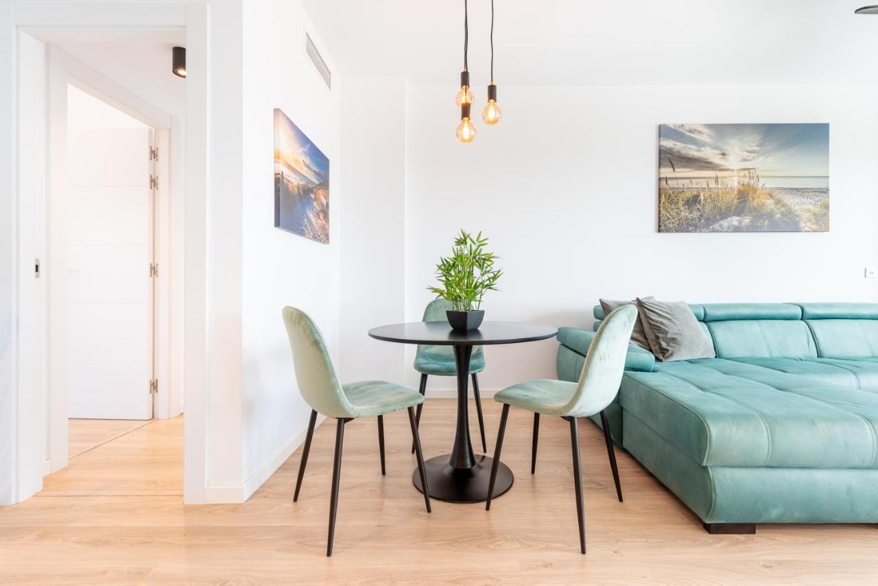 Wintowinrentals Whitestones Amazing Apartment 托雷莫利诺斯 外观 照片