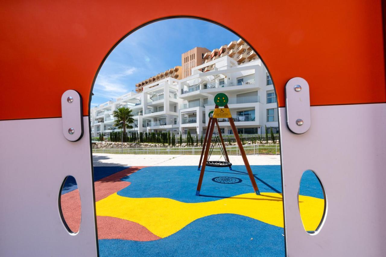 Wintowinrentals Whitestones Amazing Apartment 托雷莫利诺斯 外观 照片